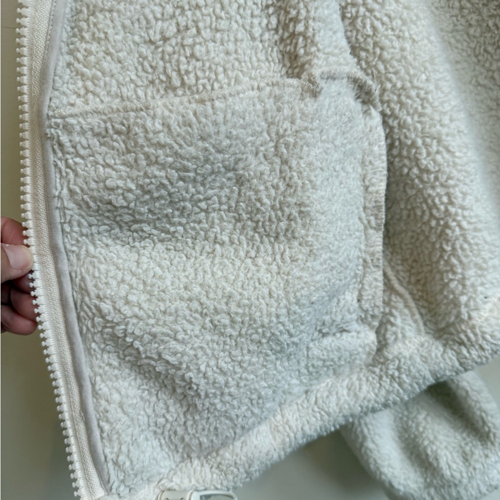 Aritzia Sunday Best Sherpa Mock Neck full Zip Jacket - Picture 9 of 11